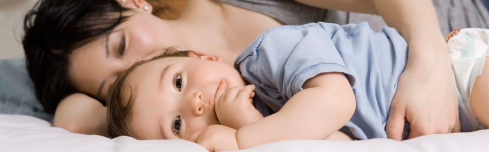 Reduce Baby's Fever: How to Treat an Infant's Fever at Home